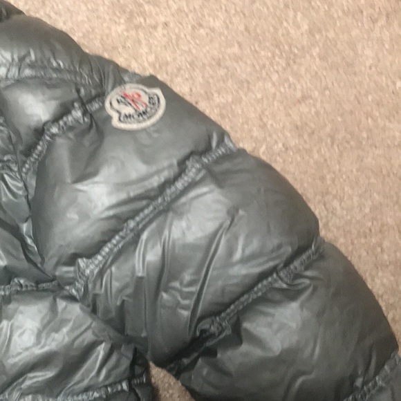 Authentic kids moncler jacket from therealreal - Picture 6 of 13